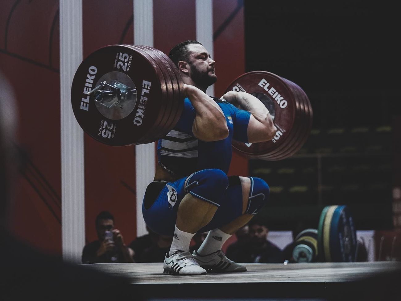 Чумак является серебряным призером чемпионата мира 2018-го, бронзовым призером чемпионата мира 2015-го и чемпионом Европы 2019 года