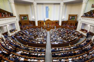 Лидерами по посещаемости стали народные депутаты от "Европейской солидарности" и "Слуги народа"