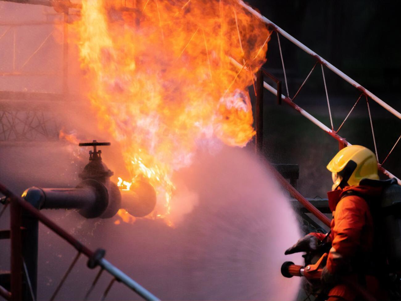 Риска повторного взрыва газа пока нет