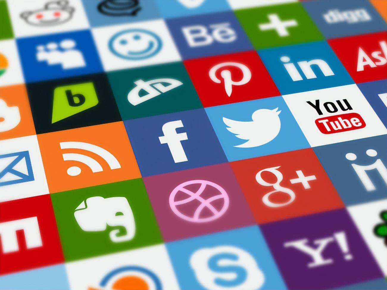 Наприкінці січня &ndash; початку лютого цього року головною темою російського сегмента соцмереж стало затримання Навального