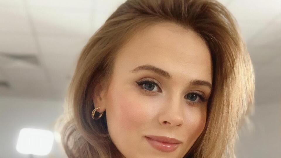 Популярною Кошмал стала після ролі Жені в серіалі "Свати"