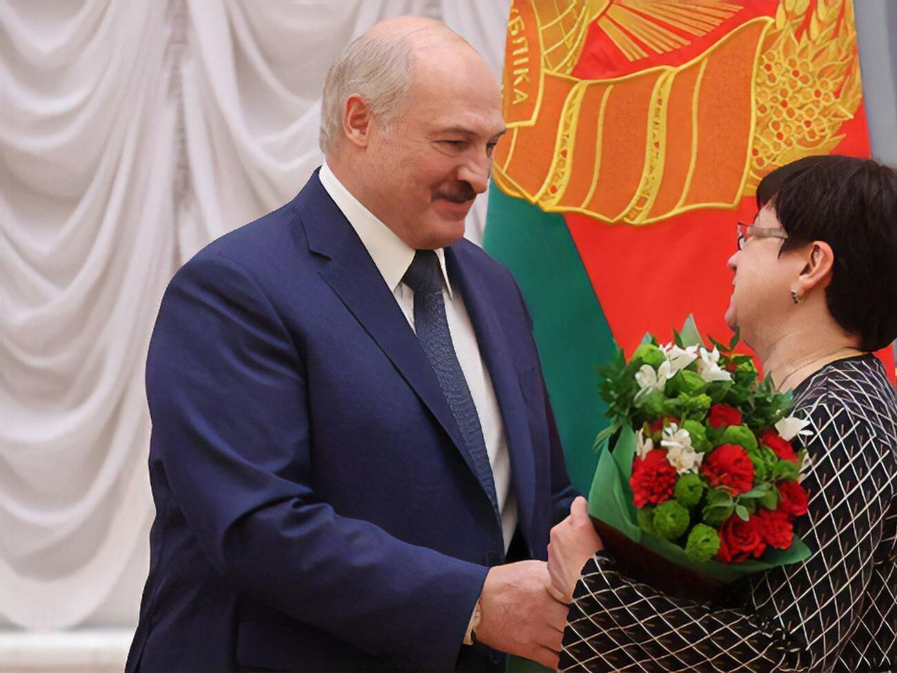 Лукашенко: Післявиборчі події засвідчили, що нам серйозніше треба ставитися до навчання нашої молоді
