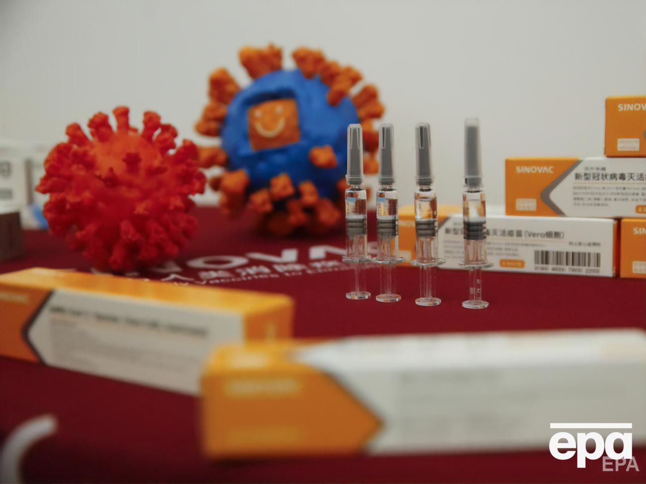 Украина получит 1,9 млн доз вакцины CoronaVac производства китайской компании Sinovac