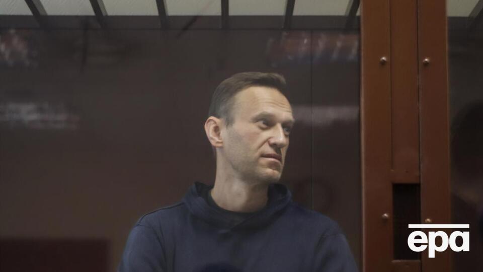 Навальный уже получил тюремный срок по делу "Ив Роше"