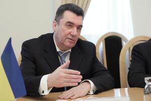 Данілов про санкції проти каналів Козака: Рішення є абсолютно вчасним
