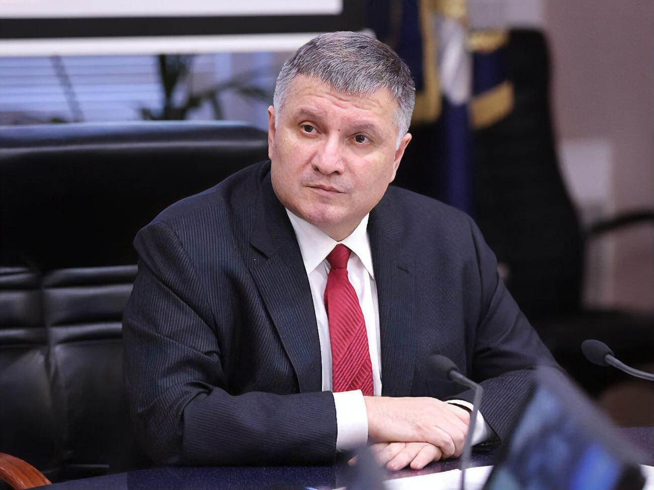 Аваков:&nbsp;Украина, согласно закону, имеет право защититься