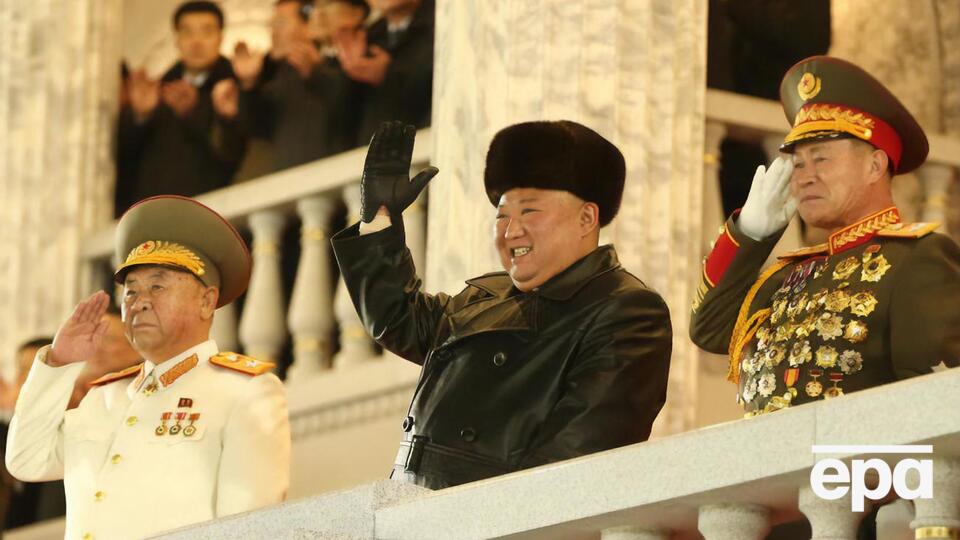 СМИ сообщали, что Ким Чен Ын уже привился от коронавируса