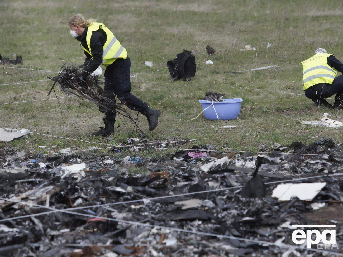 Boeing 777 рейса MH17 потерпел крушение 17 июля 2014 года вблизи Тореза Донецкой области