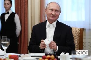 Путін керує Росією 20 років