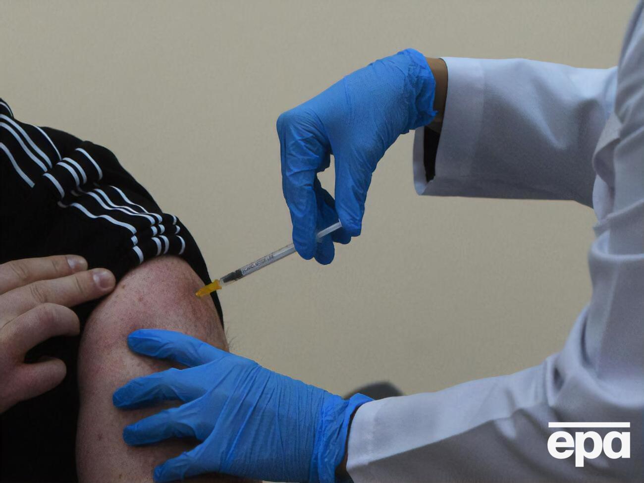 Україна очікує на 117 тис. доз вакцини Pfizer/BioNTech у лютому