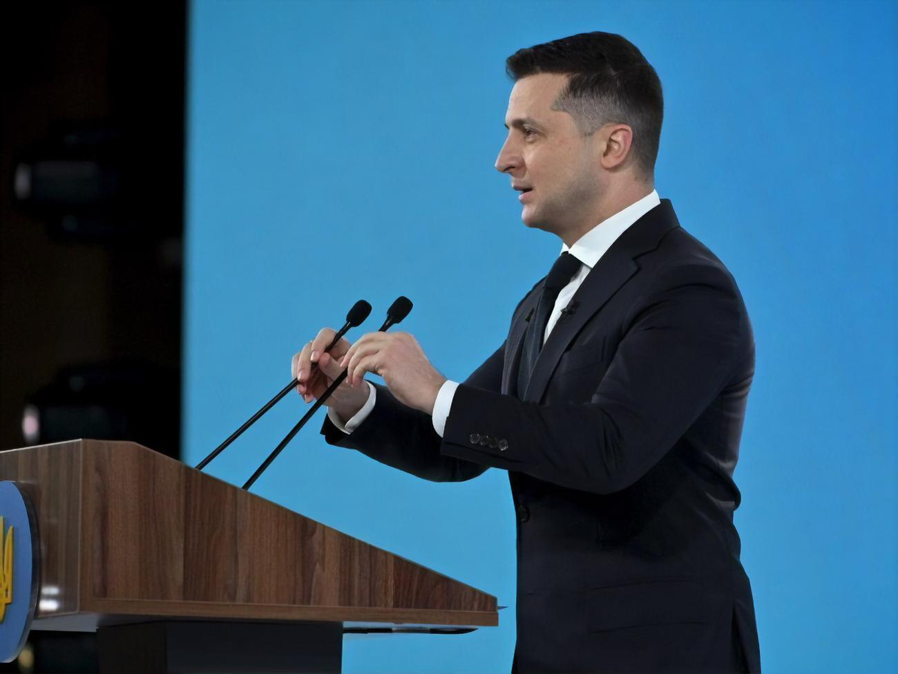 Зеленский рассказал, будет ли Украина закупать российскую вакцину