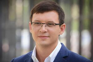 По словам Мураева, Медведчук организовал его попадание в санкционные списки в России