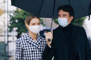 Водянова й Арно у стосунках із 2011 року