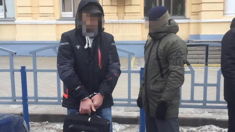 За даними СБУ, агента російської спецслужби спіймали на гарячому