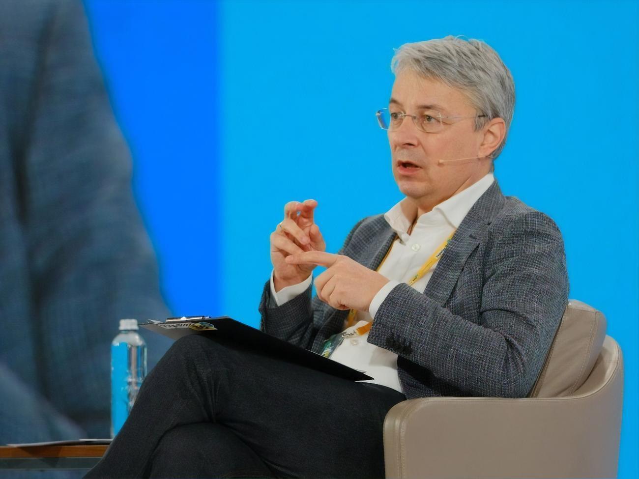 Ткаченко:&nbsp;Отвечать только методом запретов или ограничений невозможно