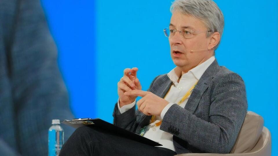 Ткаченко: Отвечать только методом запретов или ограничений невозможно