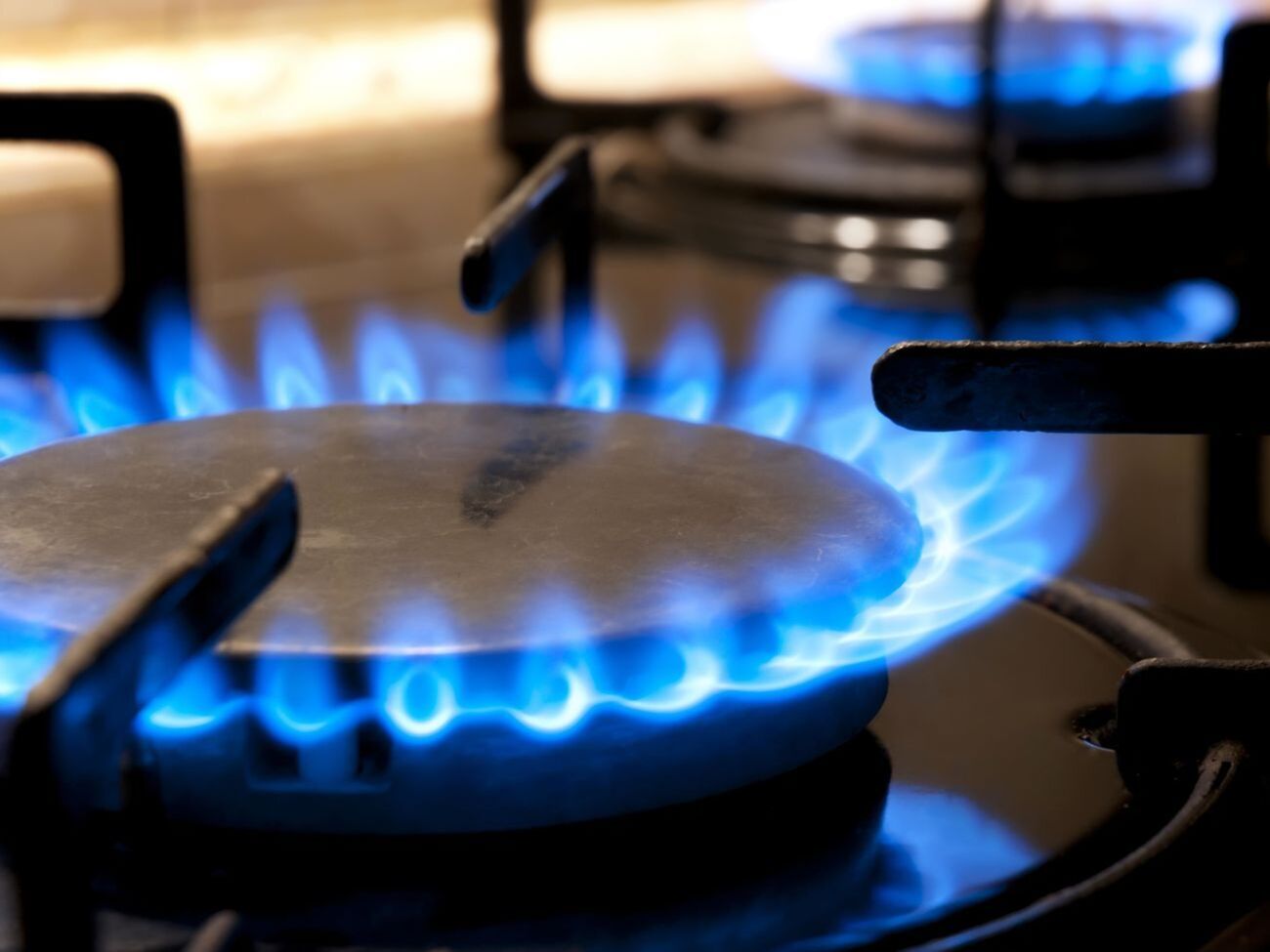 П'ять газзбутів установили за січень ціну на газ для населення, нижчу ніж 6,99 грн за 1 м&sup3;