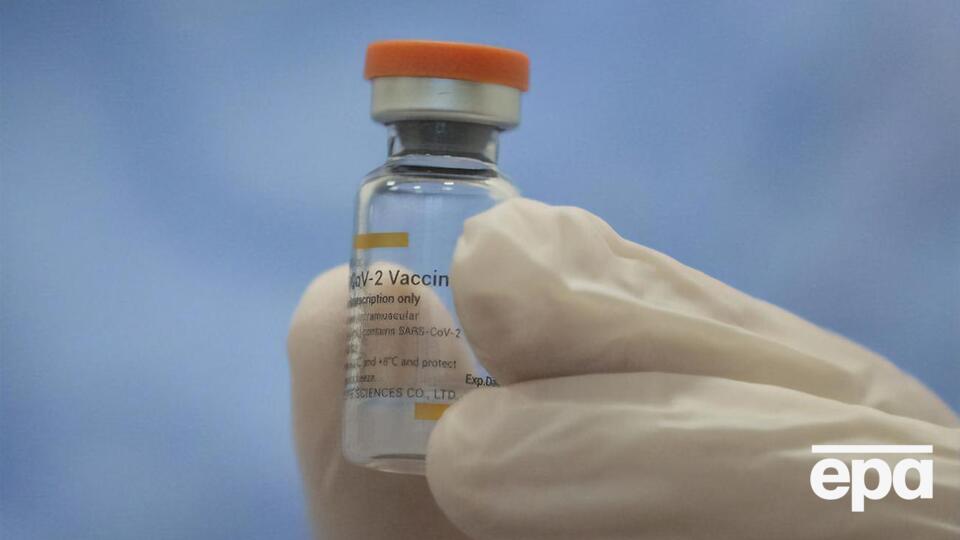 Під час третього етапу клінічних випробувань вакцина проти COVID-19 CoronaVac продемонструвала від 50,38% до 91,25% ефективності
