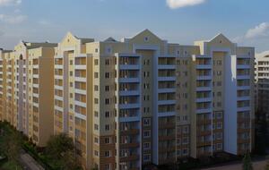 В пресс-релизе перечислены дома, которых касаются претензии: это три девятиэтажки на 149, 162 и 242 квартиры