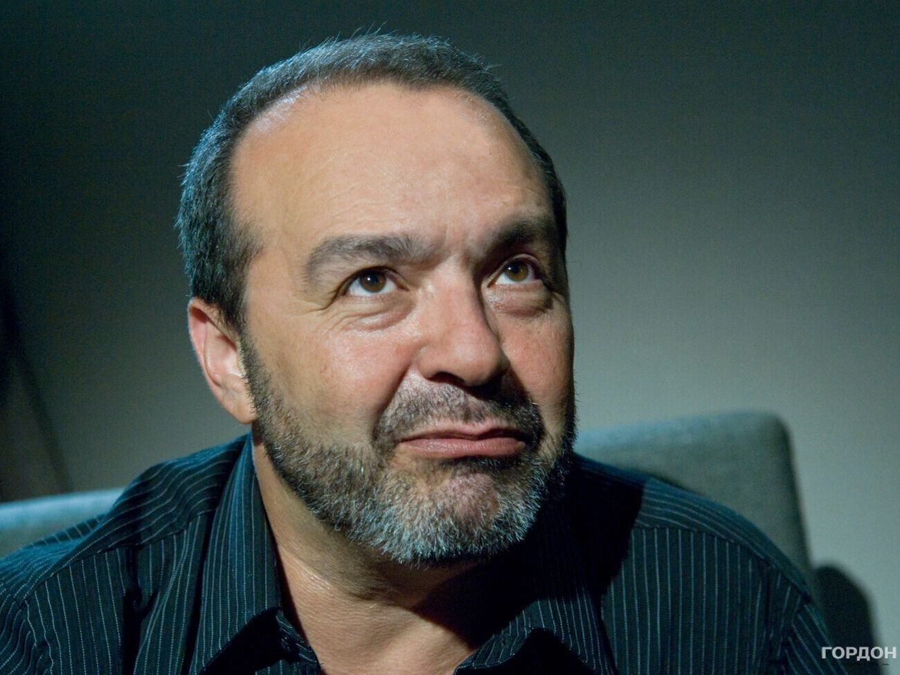 Шендерович:&nbsp;Перемены&nbsp;&ndash;&nbsp;это всегда дело меньшинства, большинство с утра слюнявит палец, высовывает его в форточку и смотрит, откуда дует ветер