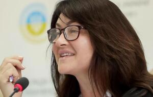 Герасимьюк считает, что телеканалы сознательно не присылают своих представителей