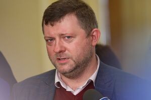 Корниенко отметил, что "Слуга народа" уже получила госсредства за первый квартал 2021 года