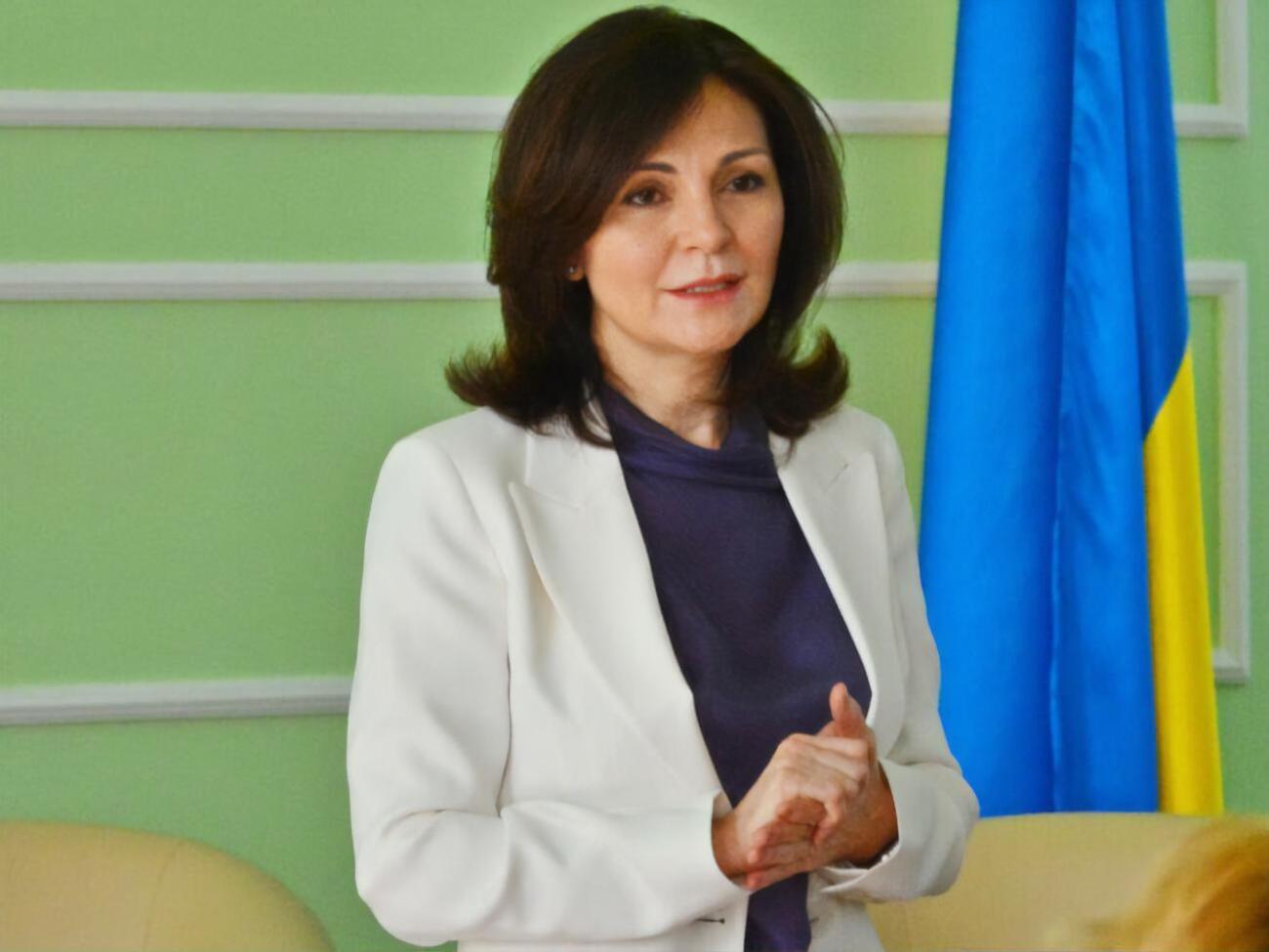 Алюшина: Люди про це не говорять, вони цього соромляться. Вони просто йдуть з державної служби