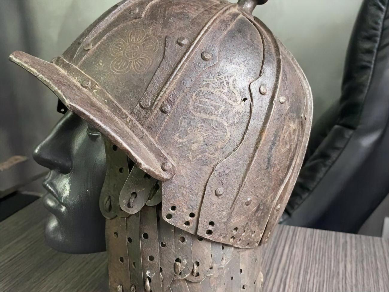 Предметы старины переправляли иностранным заказчикам через сервисы международной почтовой связи