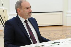Противостояние Пашиняна и военных обострило политический кризис в Армении