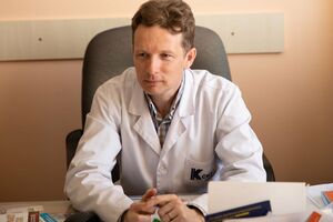 Українців будуть щеплювати тим препаратом від COVID-19, який буде в наявності на момент вакцинації, зазначив Колесник