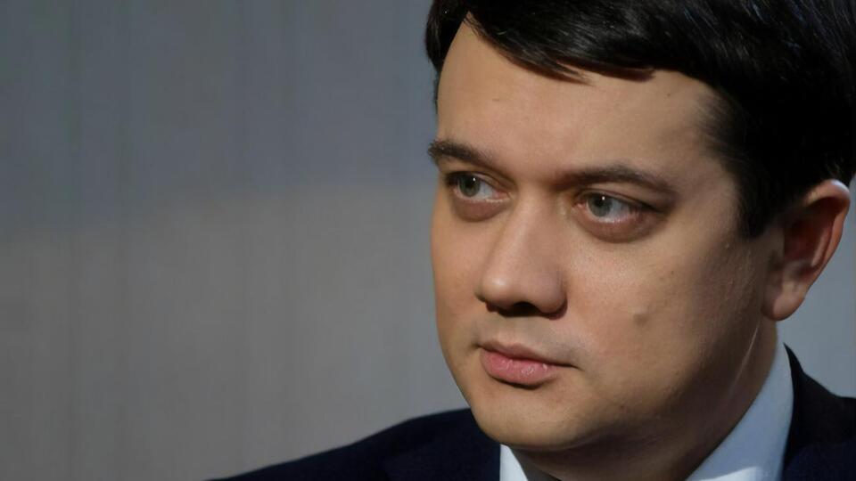 Разумков: Если ты начинаешь принципы менять под то, как дуют политические ветра, ты становишься флюгером
