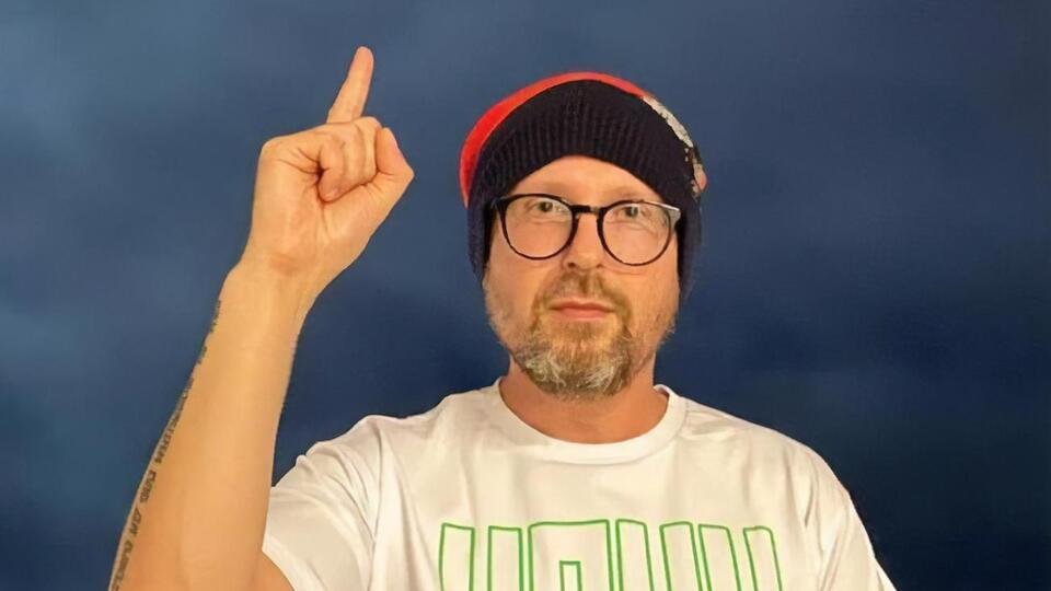 2 марта Шарий появился в базе данных разыскиваемых лиц