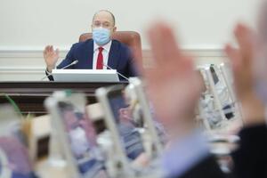 Состав нынешнего Кабмина утвердили в марте прошлого года