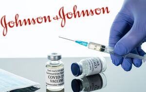 Вакцину разрешили для людей в возрасте от 18 лет