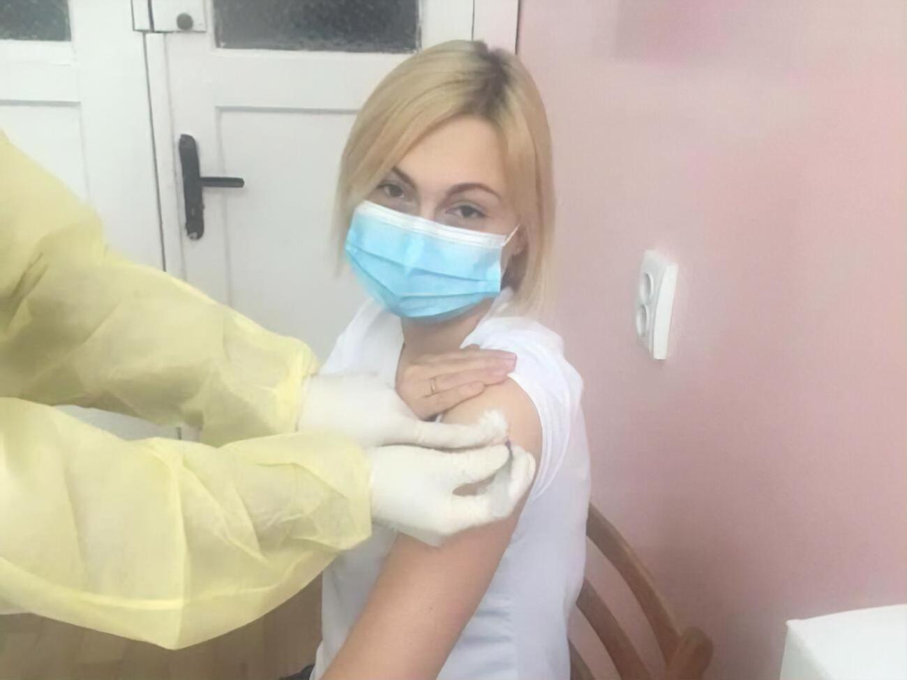 Кравчук: Одразу зареєструвалася на вакцинацію як публічна особа і громадська діячка
