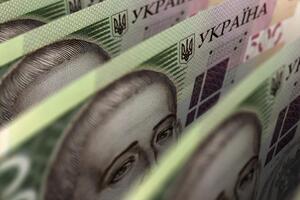 Курс гривні щодо російського рубля знизився на дві копійки