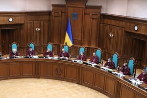 Судді КСУ призначали собі помічників поза конкурсом