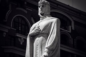 Княгиня Ольга правила у Київській Русі після загибелі від рук древлян її чоловіка князя Ігоря