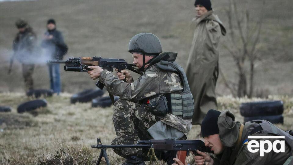 Бойові дії на Донбасі відбуваються між ЗСУ та російською армією