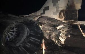 Після зіткнення літак загорівся