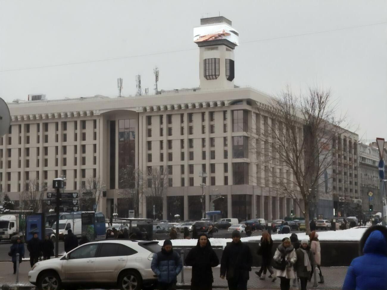 Оновлений фасад Будинку профспілок відкрили 30 травня 2018 року