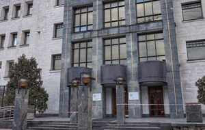 Апеляційна палата ВАКС заарештувала половину часток корпоративних прав цивільної дружини Яценка у трьох компаніях