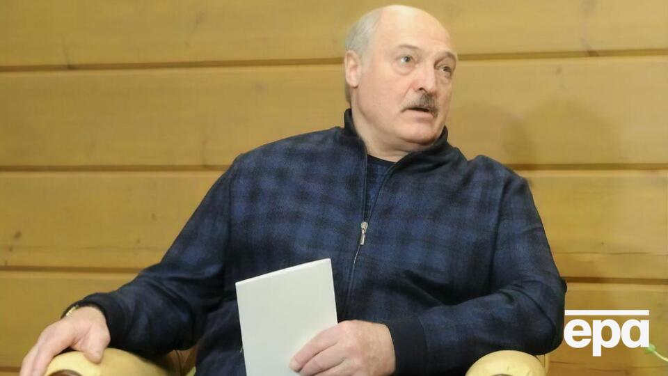 Лукашенко заявил, что у него пока не было времени полностью посмотреть расследование