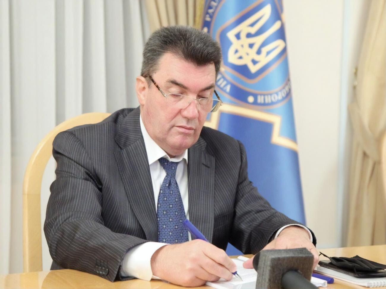 Данилов:&nbsp;Мы будем признавать только те деньги, которые зашли официально на банковские счета на территории Украины