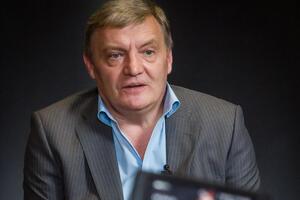 Гримчак зазначив, що у 2014 році у РФ уже фарбували техніку в кольори миротворців