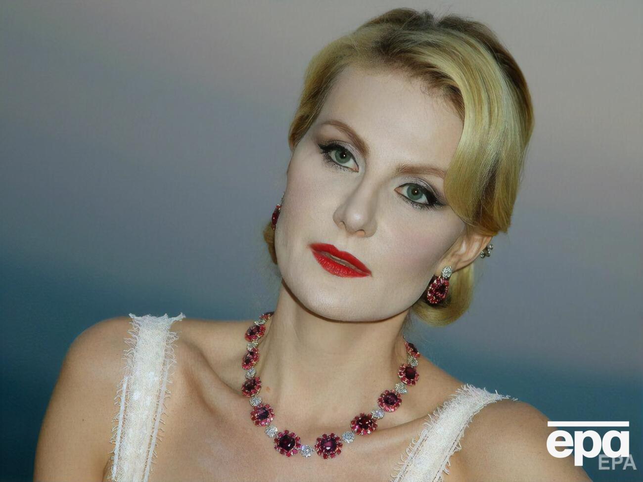 Литвинова рассказала, что она влюблена