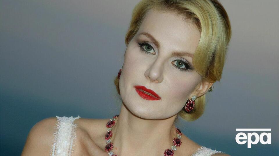 Литвинова розповіла, що вона закохана