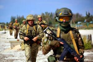 В ходе вооруженной агрессии России на Донбассе Украину защищали около 40 добровольческих батальонов