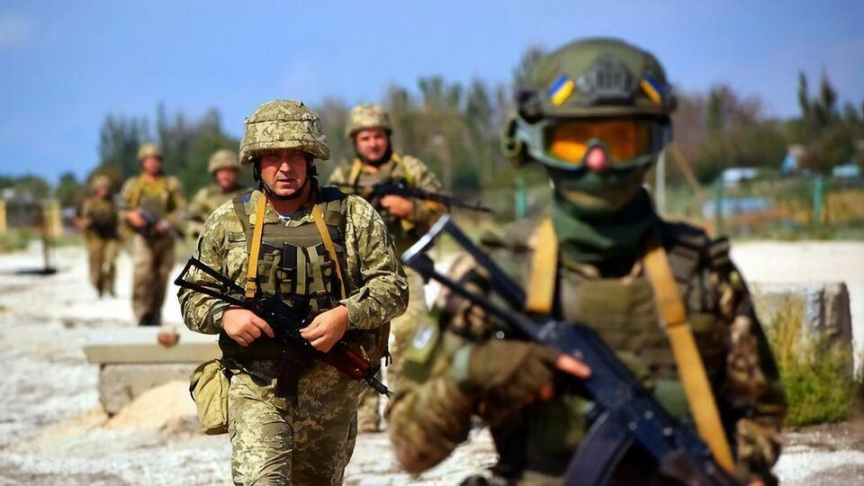 В ходе вооруженной агрессии России на Донбассе Украину защищали около 40 добровольческих батальонов