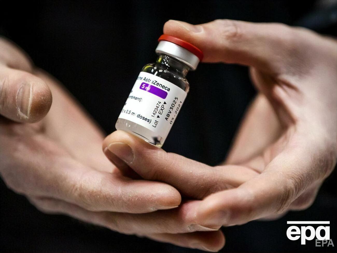 Поки зв'язку між утворенням тромбів і вакцинацією препаратом від AstraZeneca не підтверджено, повідомляли у ВООЗ та EMA